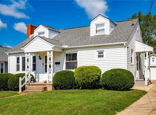 921 Lindbergh Ave, Zanesville, OH 43701