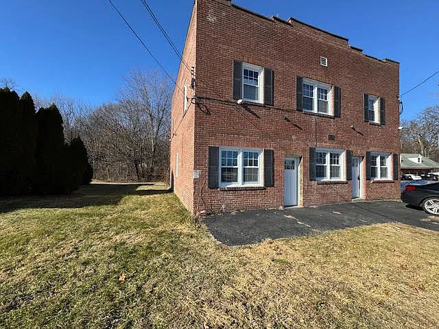 3135 US Route 9W #2 — Photo 10