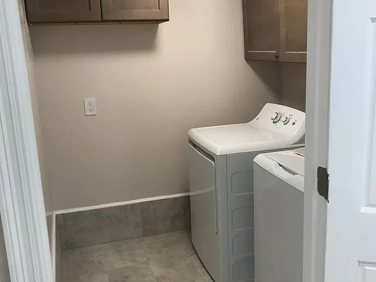 2735 Octavia St #5043384267 — Photo 6