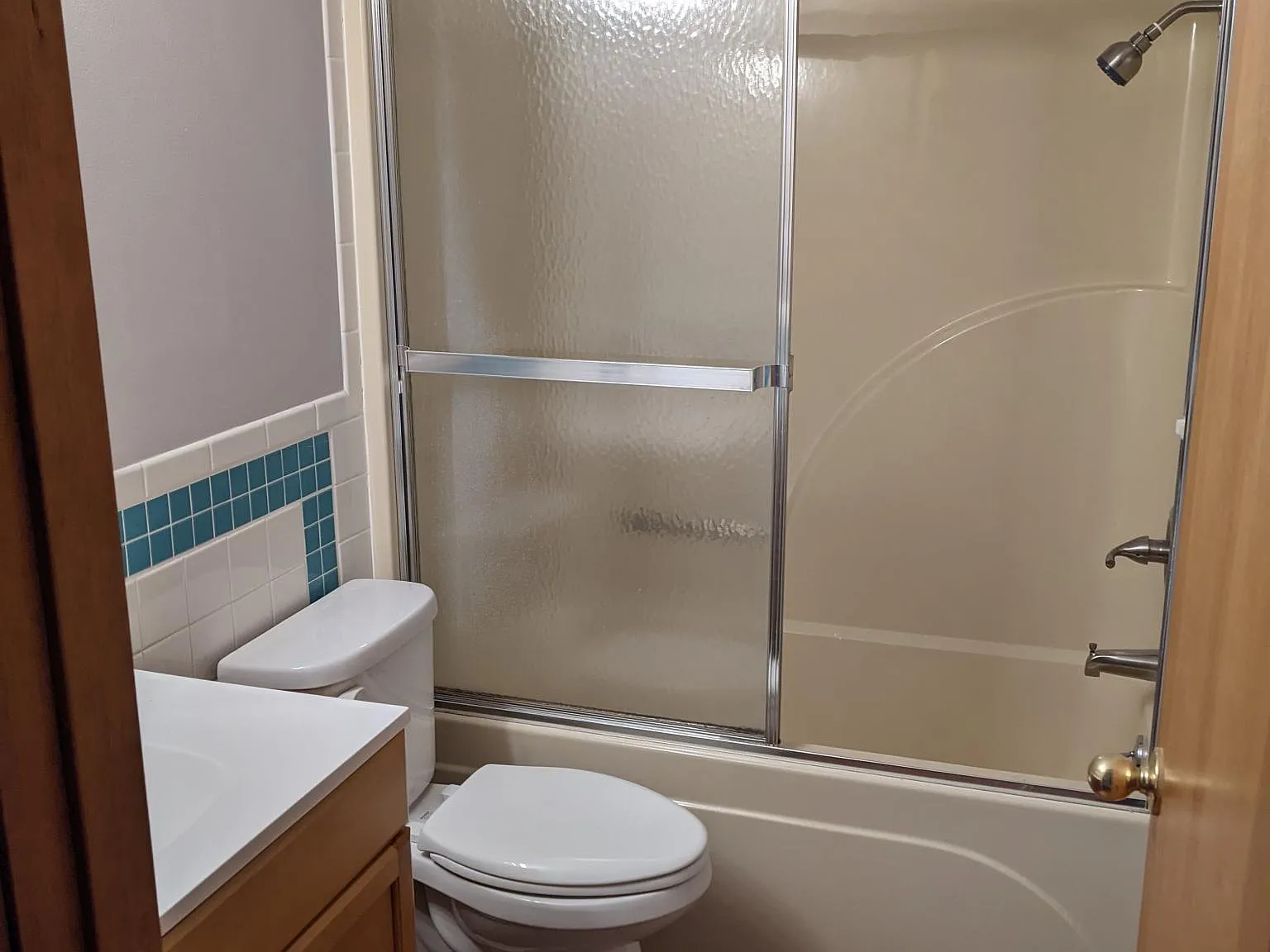1 bed, 528 sqft, $825 — Photo 3