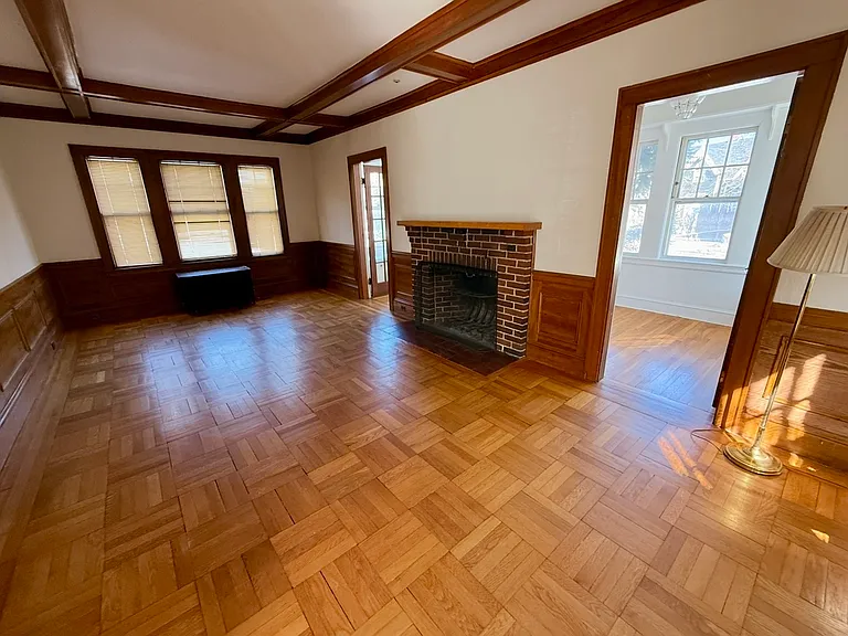 3 Greenough St — Photo 2