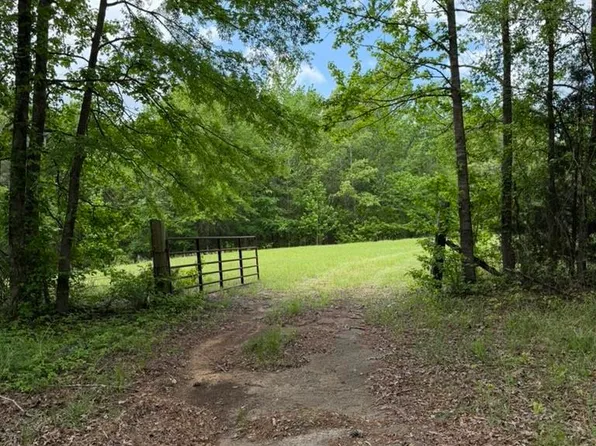 8891 State Highway 110 N, Jacksonville, TX 75766