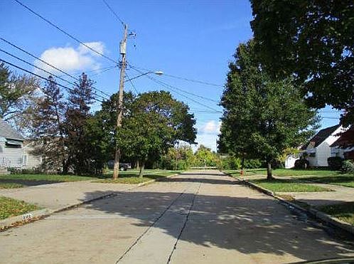 4th image of 5108 W 151st St