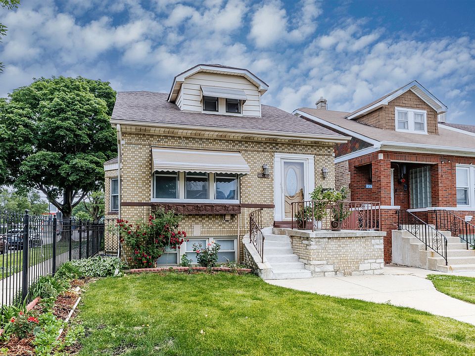 1st image of 2559 N Parkside Ave