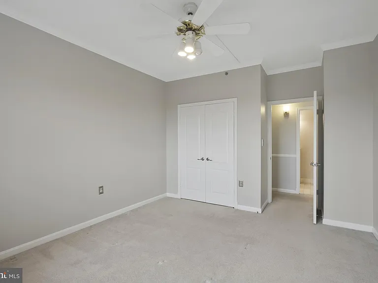 1211 S Eads St #1704 — Photo 19