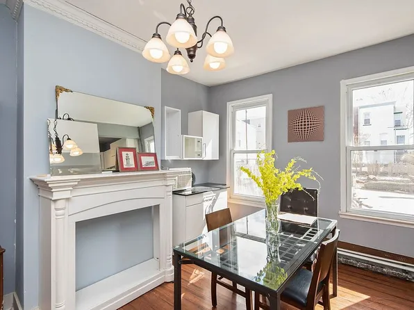 102 Van Horne St, Jersey City, NJ 07304