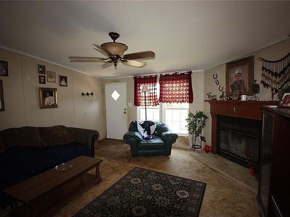 3rd image of 1639 County Road 140