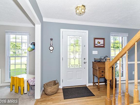 2nd image of 118 Ivy Hill Dr