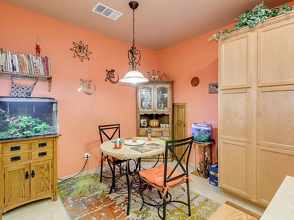 3rd image of 2125 W Le Marche Ave