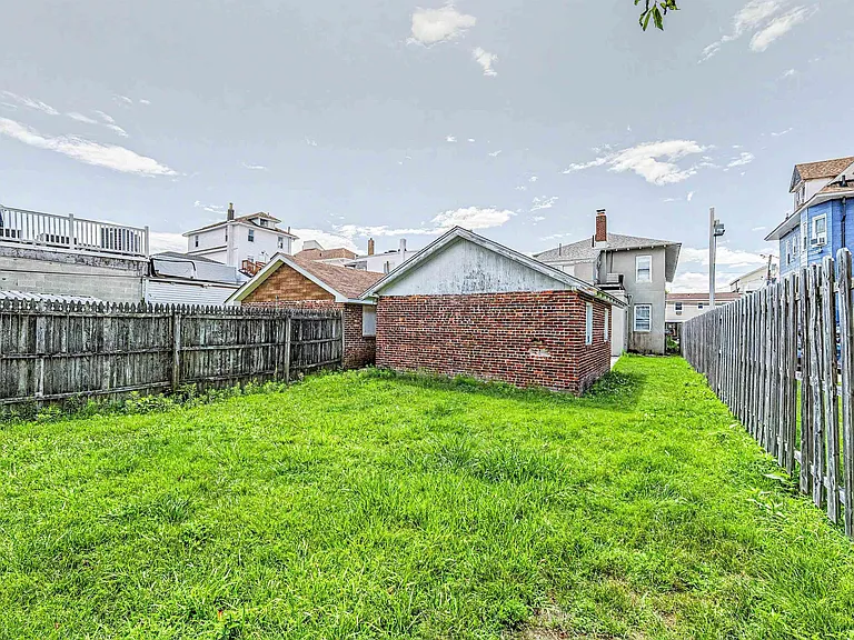 5 N Newport Ave #2 — Photo 29