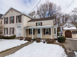 21 Main St, Rexford, NY 12148