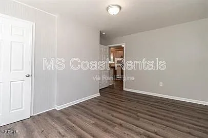 6823 Mescalero Dr — Photo 14