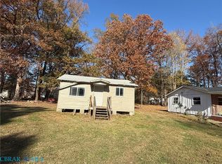 812 Luke St, Blackstone, VA 23824