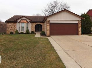 45850 Berthoud Dr, Macomb, MI 48044