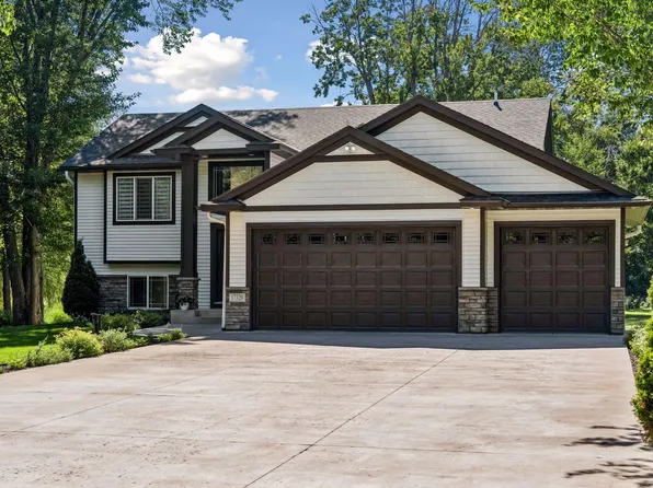 17320 Staples St NE, Ham Lake, MN 55304