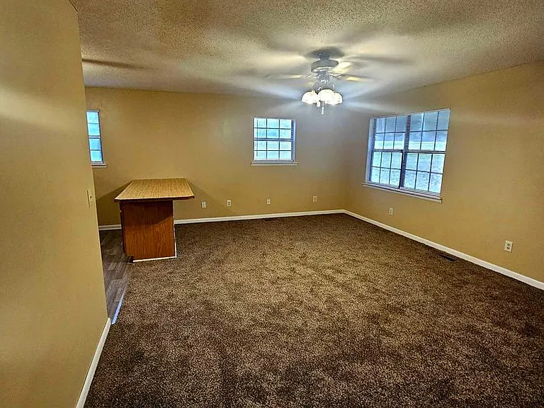 5930 Alexandria Jacksonvle Hwy — Photo 12