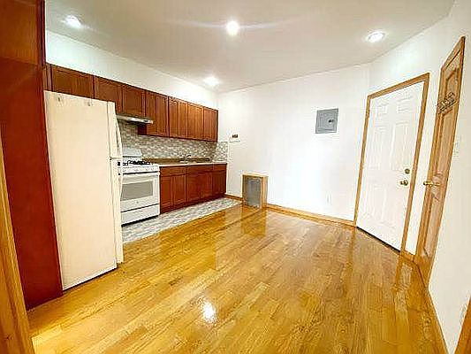 1st image of 7206 13th Ave #2R