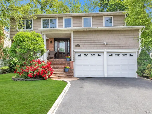 2635 Merrick Avenue, Merrick, NY 11566