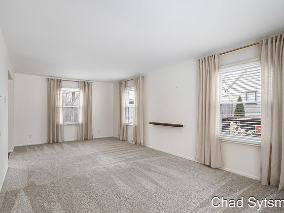 4th image of 4340 Ludlow Dr SE