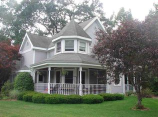 4 New Hampshire Ct, Rexford, NY 12148