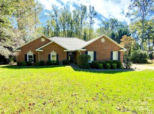 1799 Cameron Heights Cir, Denver, NC 28037