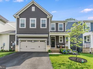 1551 Meadowlark Glen Rd, Dumfries, VA 22026