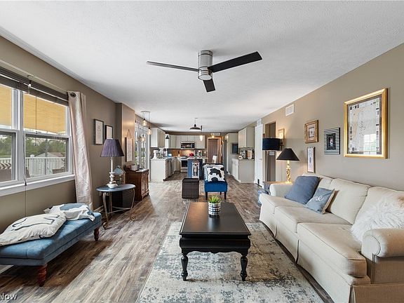 4th image of 5240 Summerwood Dr
