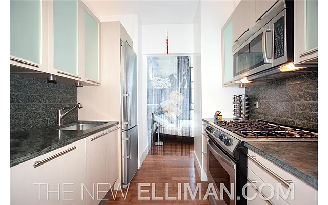 Rented by Douglas Elliman | media 53