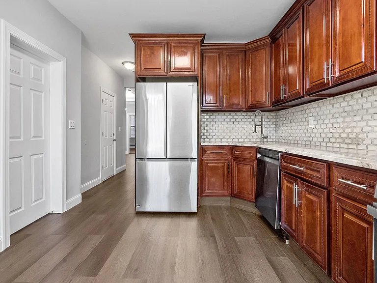 126 Wade St #1 — Photo 3
