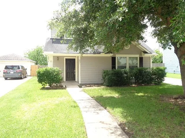 231 Silver Mist Cir — Photo 1