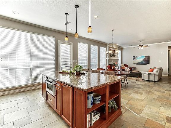 5th image of 2904 Carterton Ct