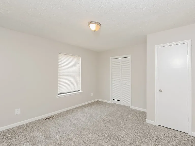 2687 Del Ridge Dr — Photo 16