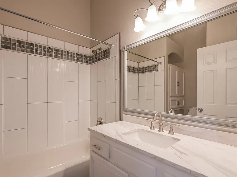 456 Palegold St — Photo 15
