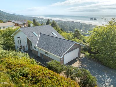 461 S Home Ct, Rockaway Beach, OR, 97136