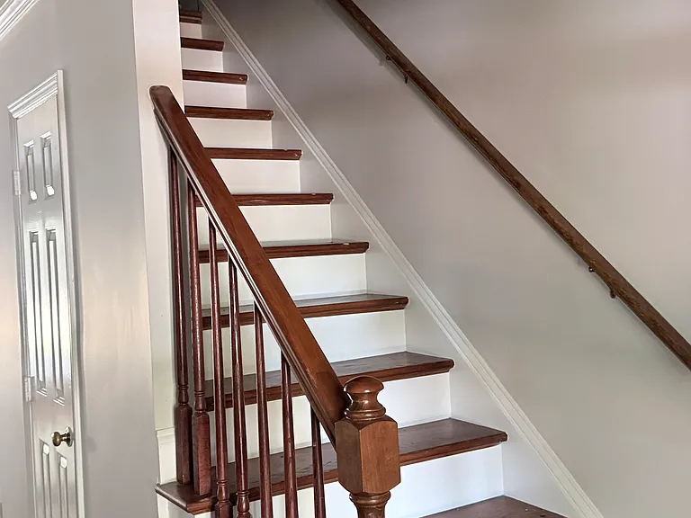 4605 Lawndale Dr — Photo 2