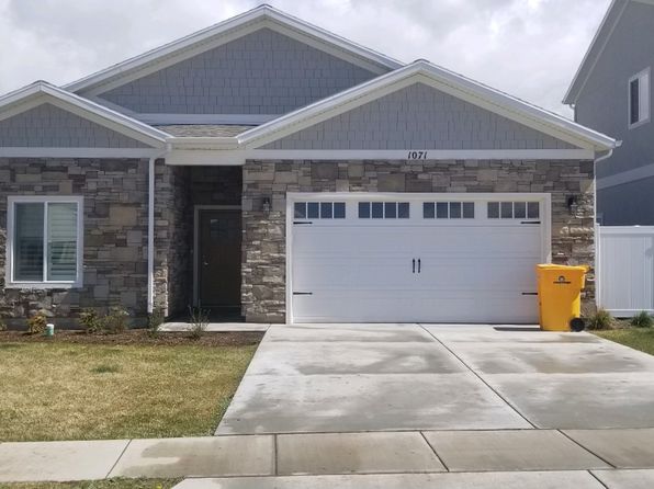 1071 E Becca Rd