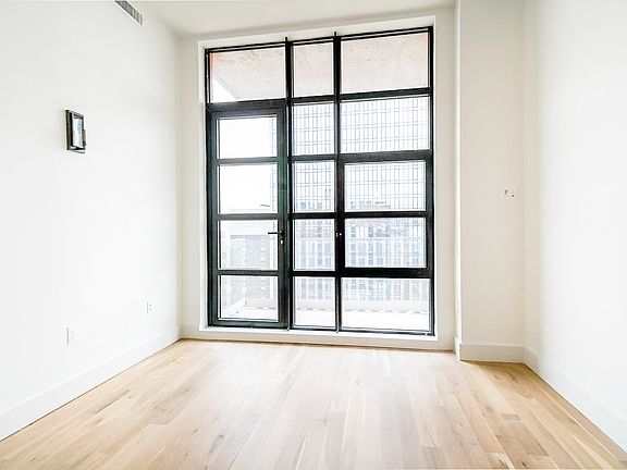 4th image of 41-21 28th St #12H