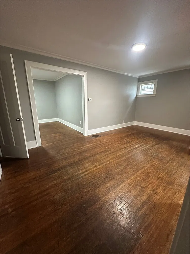 2 bed, 1.0 bath, 1110 sqft, $1,400 — Photo 3