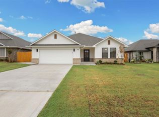 4306 Eloise Dr, Shawnee, OK 74804