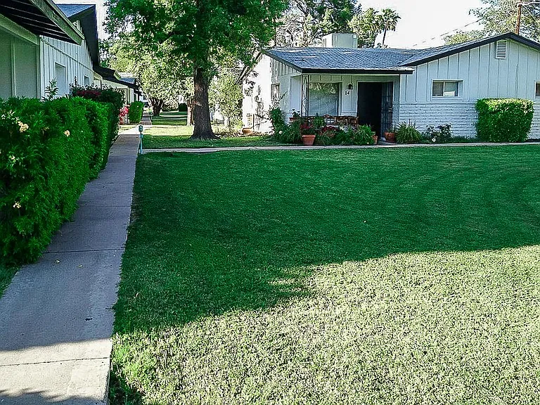 914 W Glendale Ave #7 — Photo 22