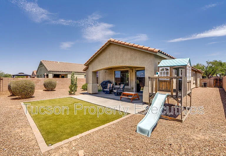 11655 W Stone Hearth St — Photo 42