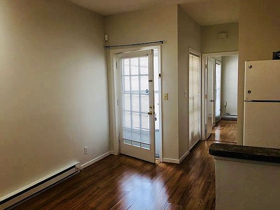 4th image of 1 S Vine St APT A