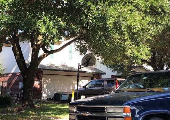 2nd image of 2048 Buckley Ln