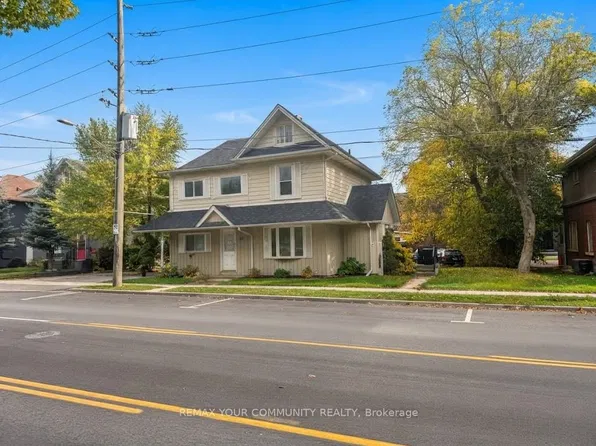 66 Prospect St, Newmarket, ON L3Y 3S9