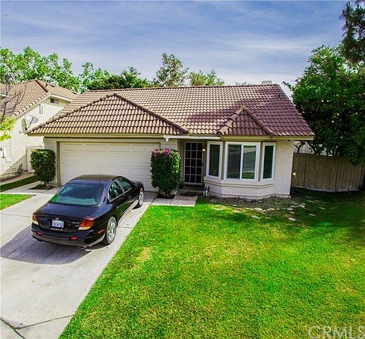 1st image of 136 Plymouth Way