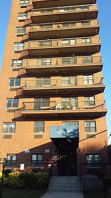 Rented by Winzone Realty Inc | media 1