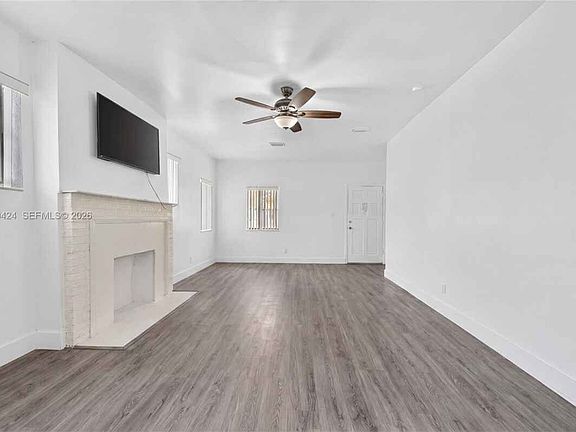 4th image of 3131 NW 60th St