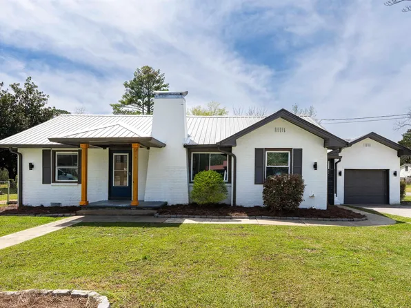 1233 Norman Dr, Leeds, AL 35094