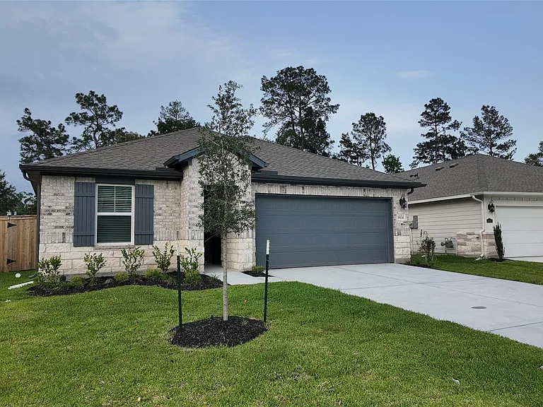16241 Parish Pointe Ct — Photo 2