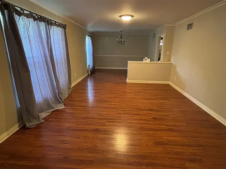 1519 Audubon Pl — Photo 2